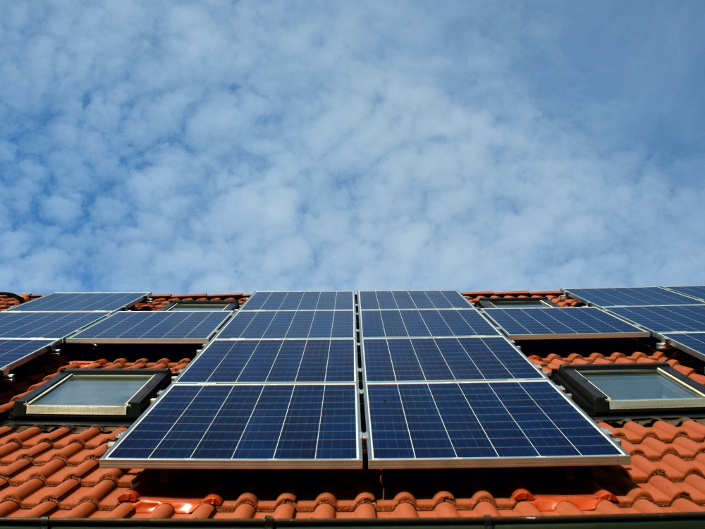 4 benefícios da energia solar para empresas